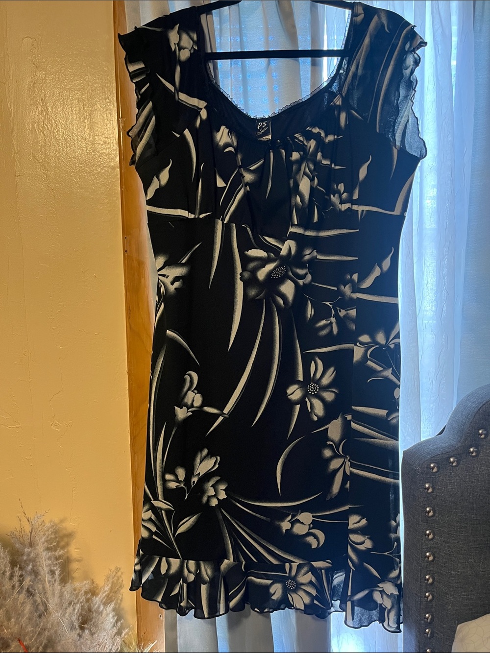 Petite Sophisticate Black & White Floral Ruffle Mini Dress
